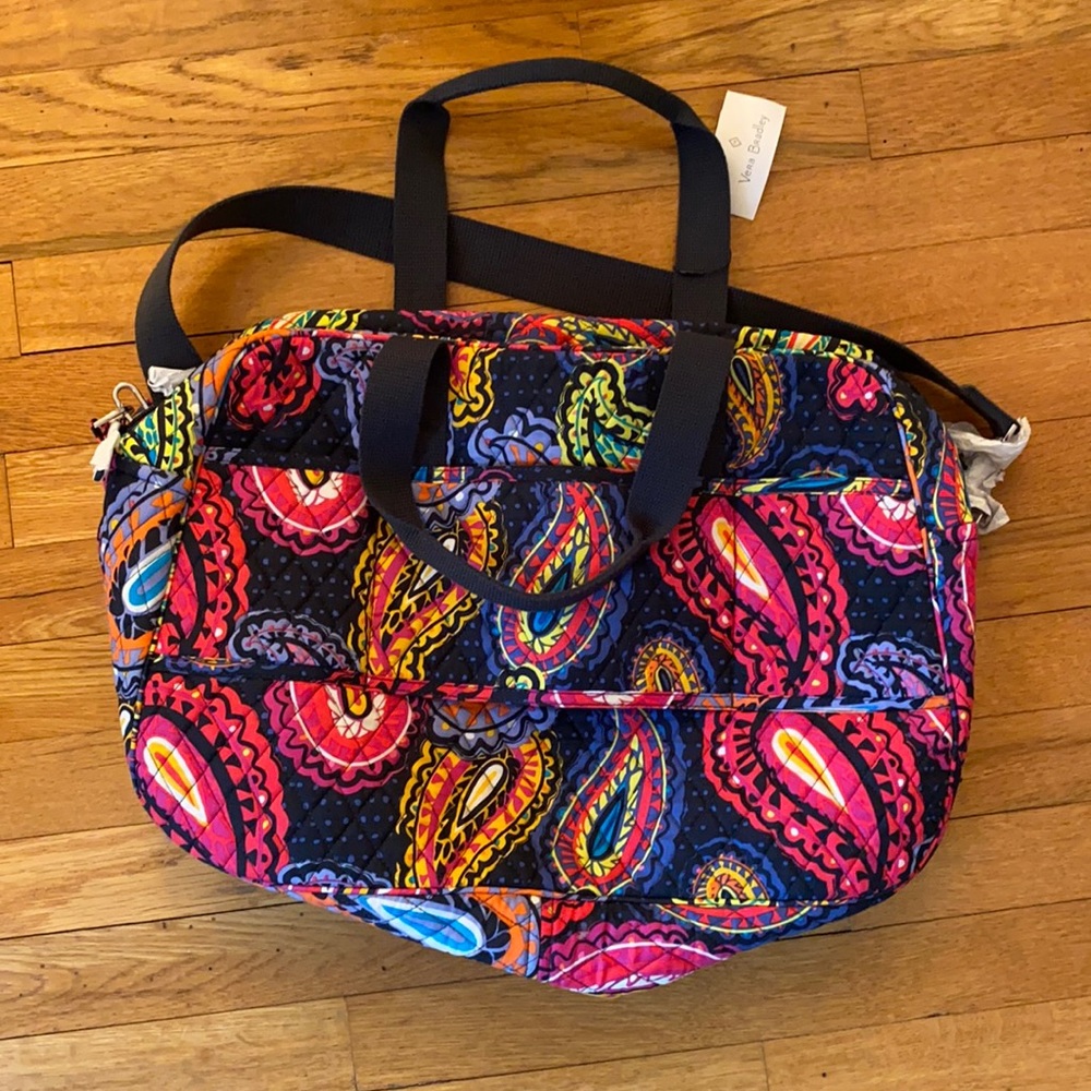 NWT Medium traveler bag